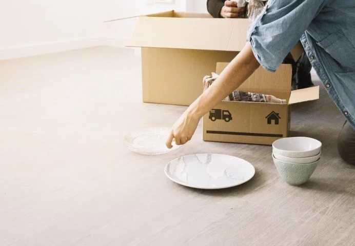 How to Pack Dishes and Glassware for Moving