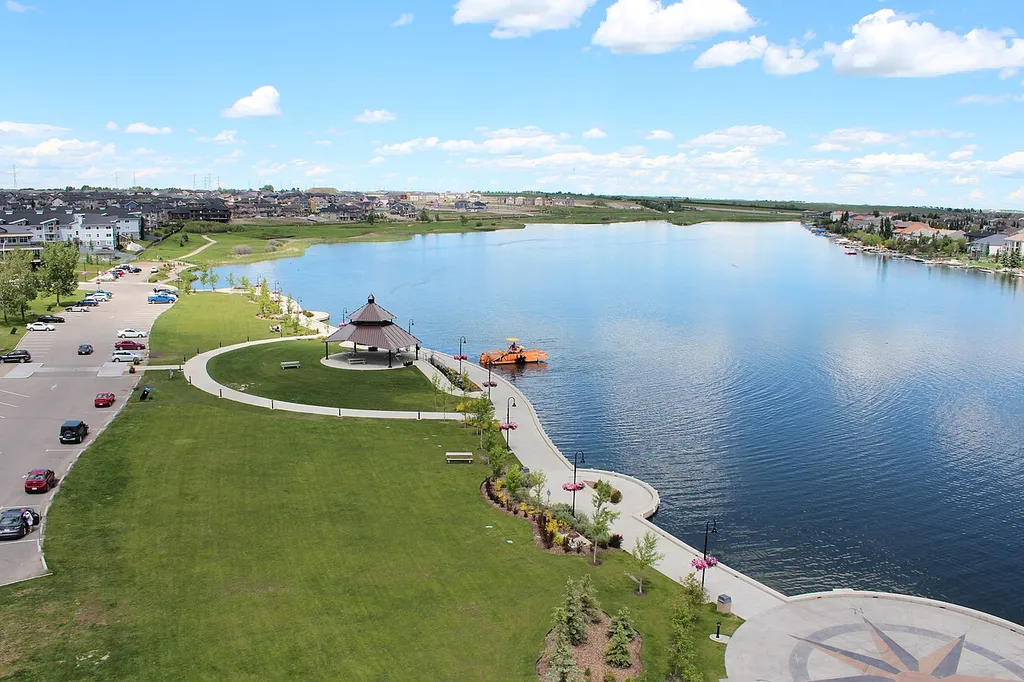 Life by the Water: Why Chestermere Has Become a Popular Destination for Family Moves