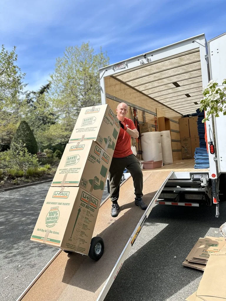 moving companies Calgary to Campbell River