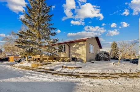 When to Plan a Local Move in High River: Considering Weather and Events